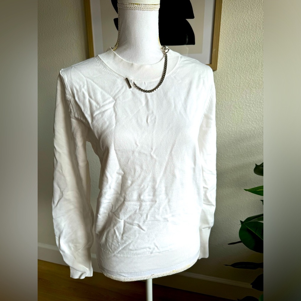 Louis Vuitton white knit sweater with chain